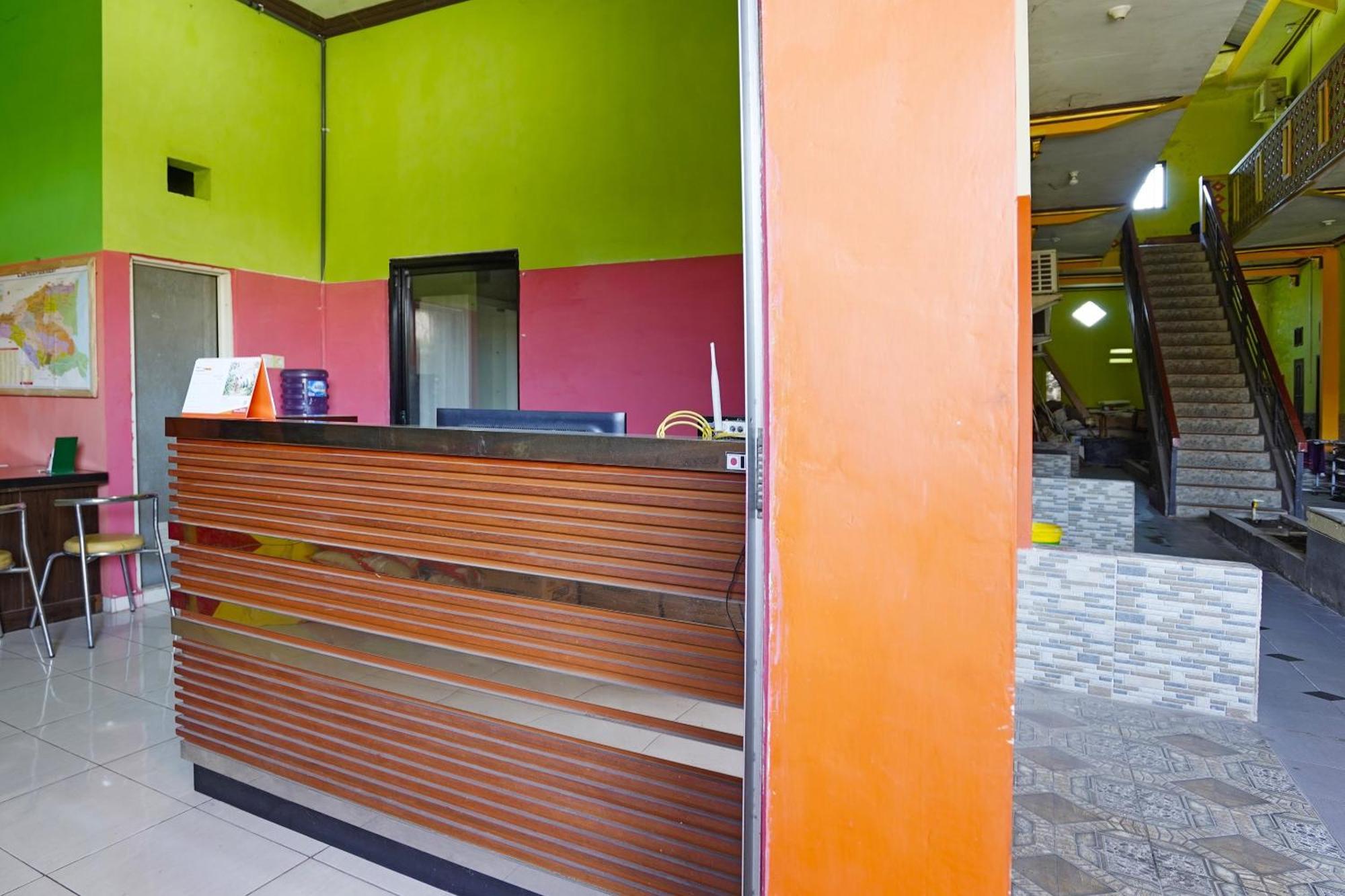 Oyo 91583 D'Cost Green Syariah Surabaya Exterior foto