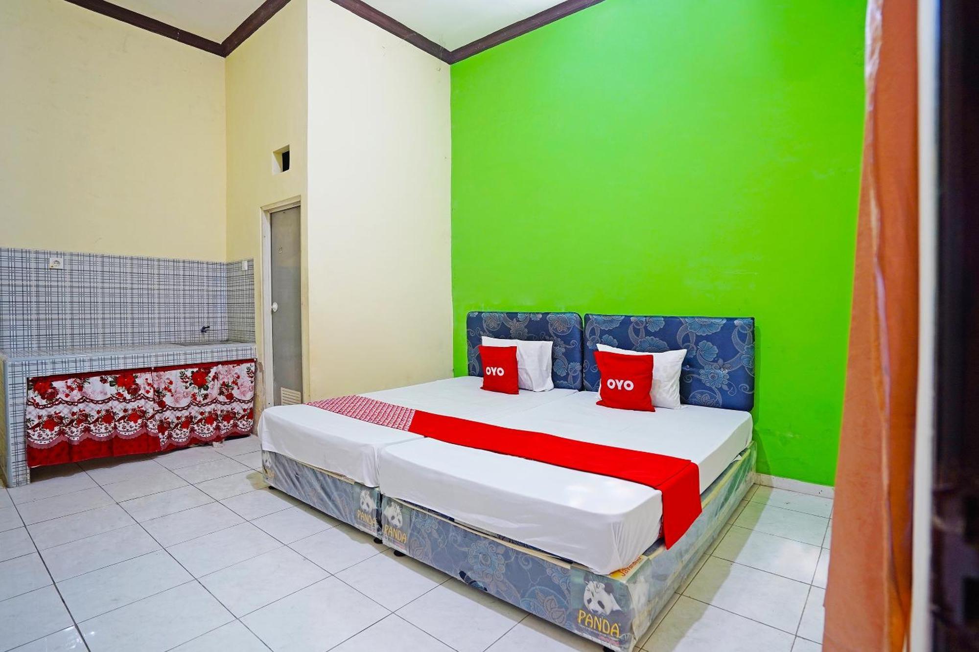 Oyo 91583 D'Cost Green Syariah Surabaya Exterior foto